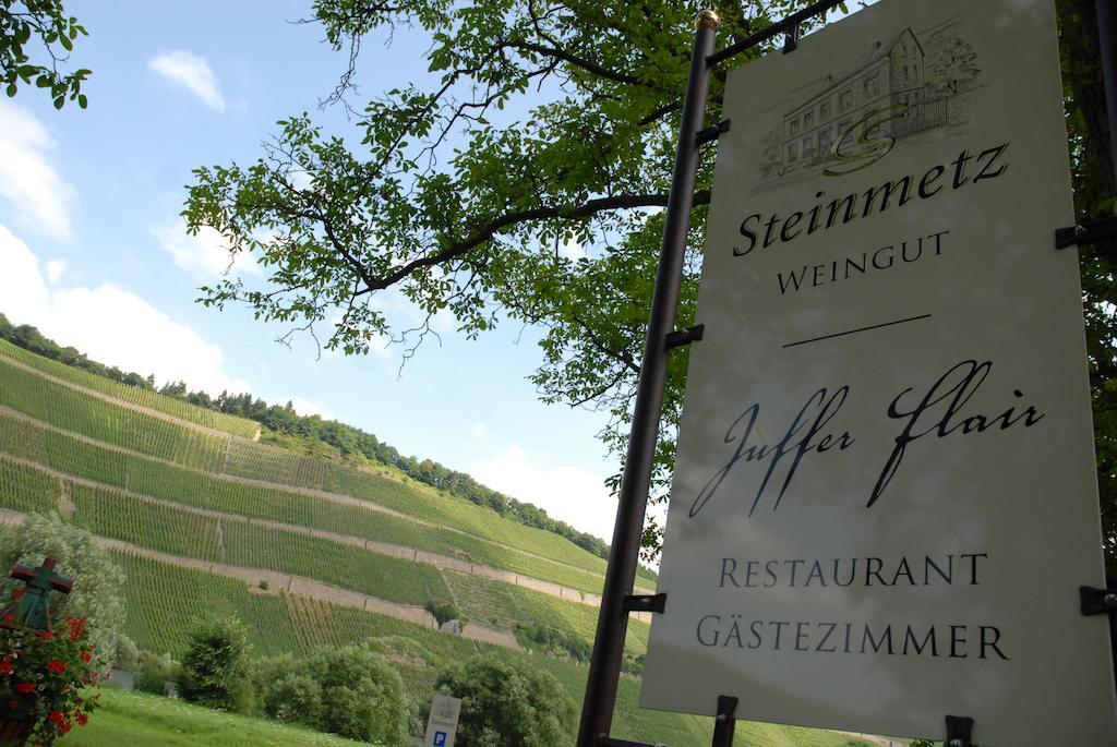 Juffer Flair Restaurant Gaestehaus Brauneberg Esterno foto